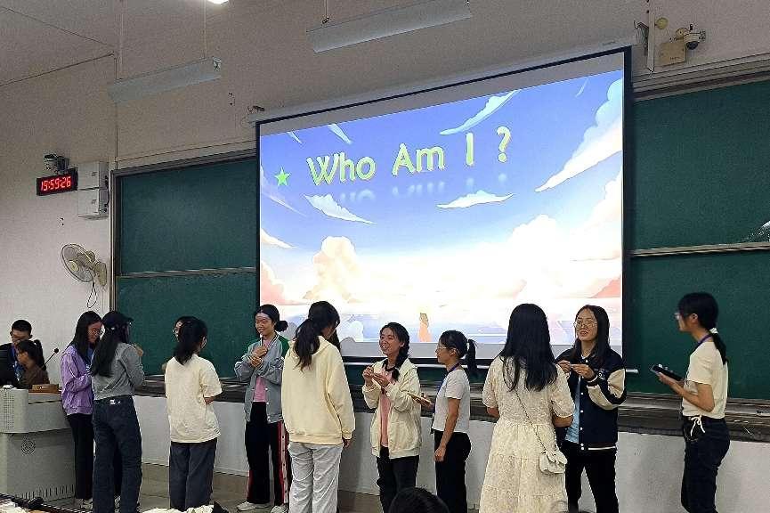 热闹的游戏 热闹的游戏