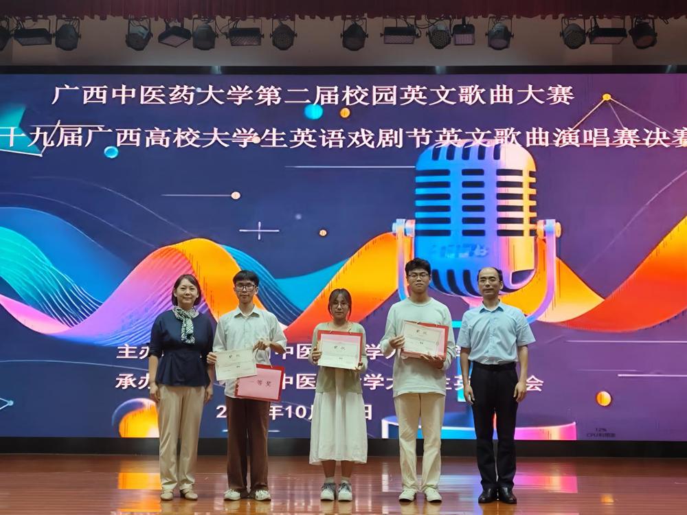 C332CF02433BB2E6E398FDF88855FD51