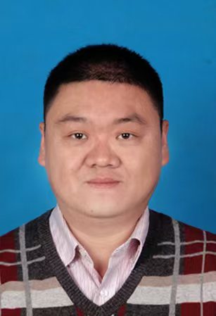 张荣臻+博导照片