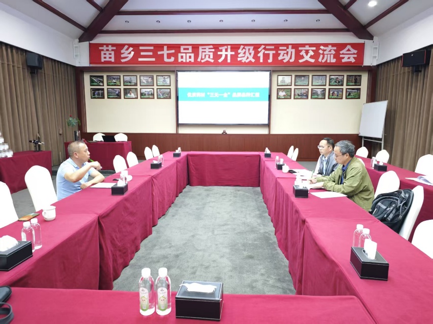 d0634a690878357aa11ea4ac9a74b7b.jpg d0634a690878357aa11ea4ac9a74b7b.jpg