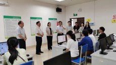 鸭脖开展广西本科第一批次集体阅档工作