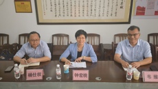 钟宏桃副校长深入壮医药学院开展调研工作